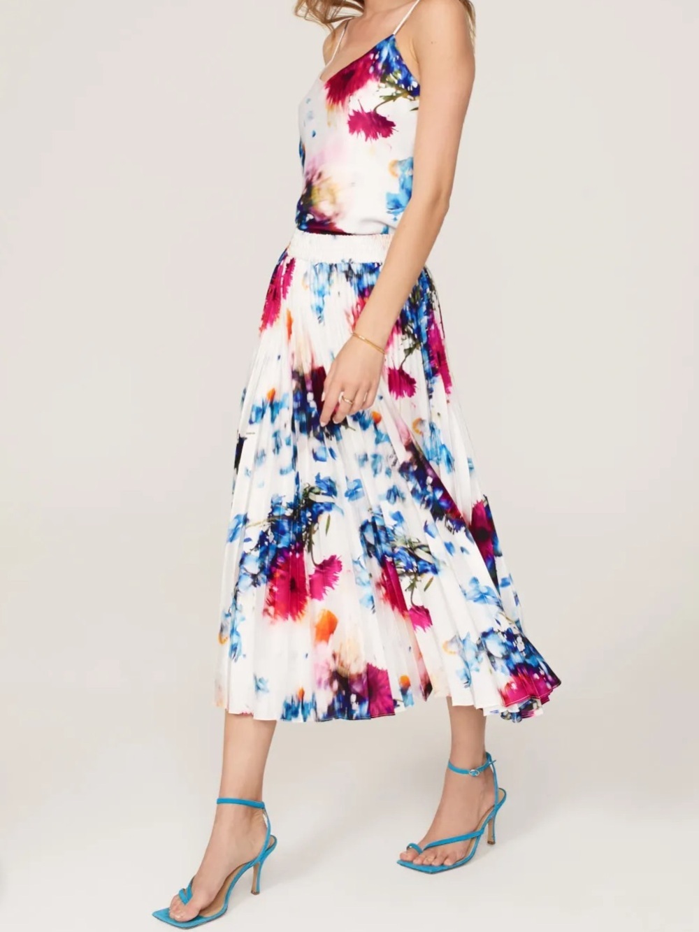 Excellent Condition Club Monaco Floral Watercolor Pleated Midi Skirt size large